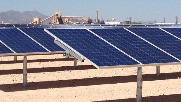 Arizona regulators look to revamp rules requiring utilities to buy renewable power